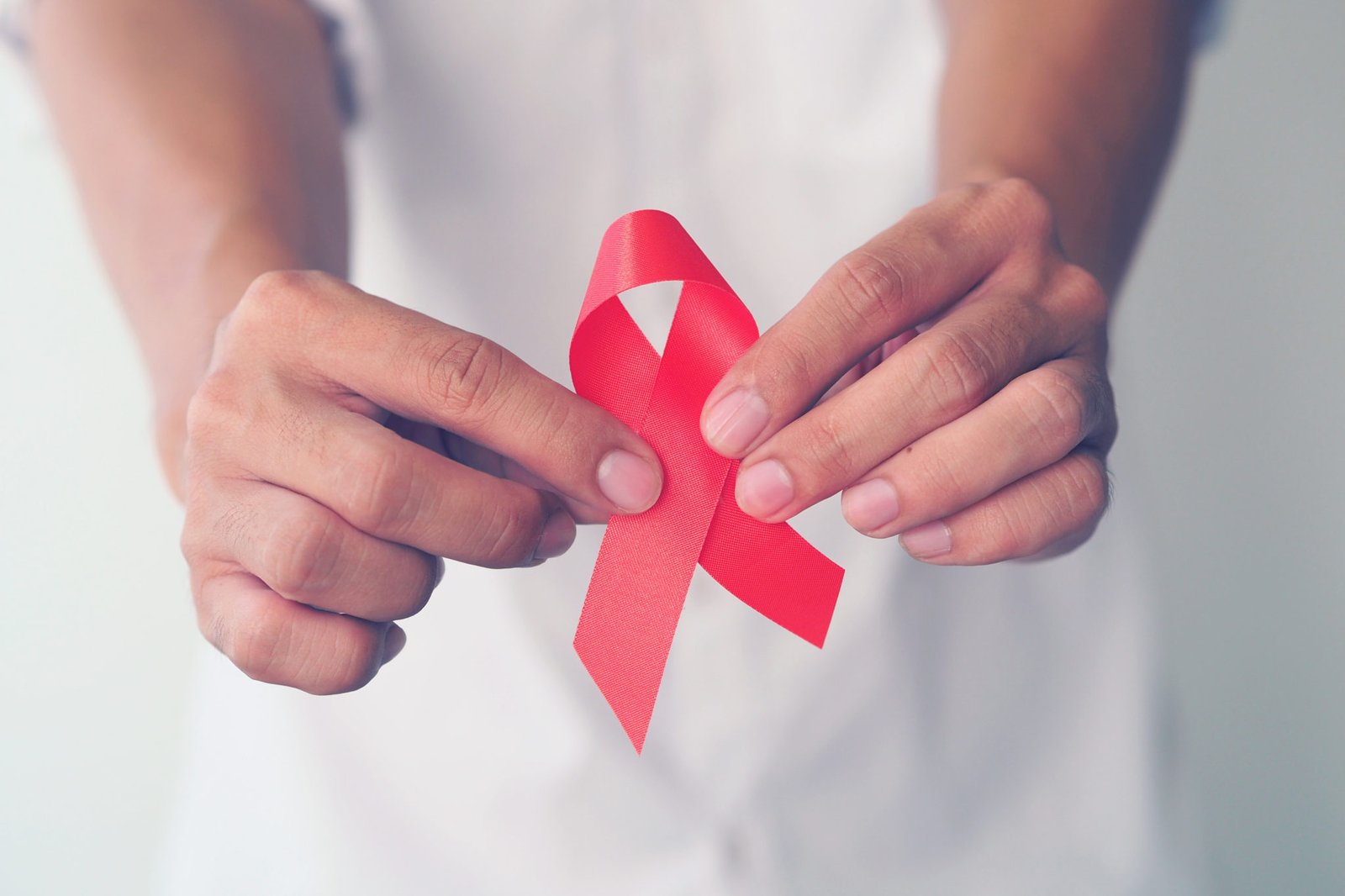ایدز چیست؟ + دانستنی‌های مهم در مورد ویروس HIV